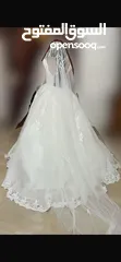 4 بدلات عرائس