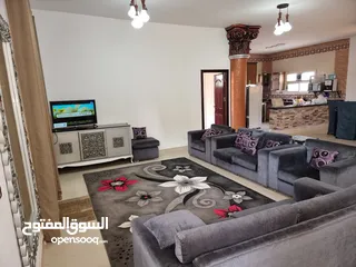  8 للايجار اليومي الساحل الشمالي(7 غرف نوم ماستر مكيفة وحمام سباحة خاص ومغطى) فيلا العيلة Villa L-3eel