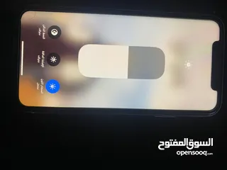  4 أيفون 11للبيع بسعر مغري