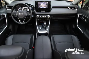  3 تويوتا RAV4 Limited وارد الشركة المركزية 2021 قاطع مسافة 51.000 km
