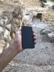  3 iphone 11 ( بحال الوكالة )