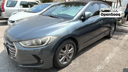  4 Hyundai Elantra 2018
