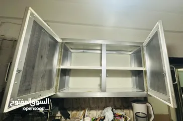  3 Kitchen cabinets