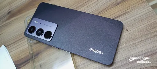  1 تلفون realme c75 مستعمل اسبوع للبيع التلفون اندرويد 14 و نظيف جدا يوجد له كفالة الشركة 18 شهر