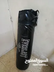  4 كيس ملاكمة Everlast للبيع
