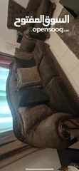 3 للبيع طقم كنب يتسع لا 8اشخاص مستعمل خفيف جدا خشب ثقيل للبيع بسعر مغري