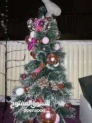  6 Christmas tree  شجرة ميلاد نفس الي بصورة ولكنه جديدة (بدون زينه)