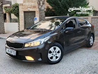  20 كيا سيراتو موديل 2018 وفل اتوماتيك شاشه وكاميرا بني مميز كاش او اقساط