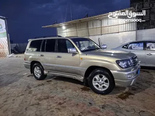  4 لند كلوزر 2005 السعر 30 الف