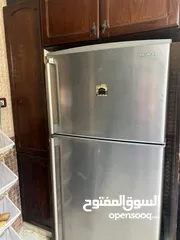  8 عفش بيت كامل مع الكهربائيات بحالة جيدة بداعي السفر الرجاء من الاخوة التجار عدم الاتصال بدون احراج