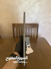  17 للبيع: iPad الجيل الثامن (iPad 8) – 32GB