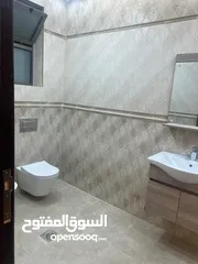  24 .دابوق شقه 540م داخلي +حديقه 400م  مسبح خاص