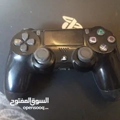  3 PlayStation 4 Pro للبيع