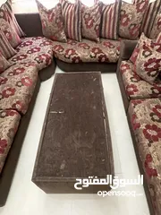  2 طقم كنبيات ما في اي مشاكل مريح