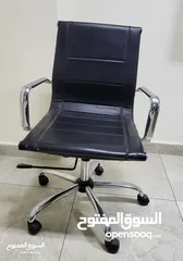  2 كراسي مكتبي كروم جلد ايطالي مميزين