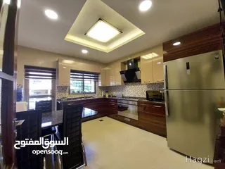  9 شقه للبيع في منطقه الصويفيه ( Property ID : 33768 )