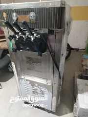  1 مكينة كريب ومكينات وافل وماكينة أيس كريم