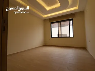  15 شقة طابق أخير مع روف (205م)داخلي (80م)ترس خارجي في أرقى مناطق ام حجير شفا بدران