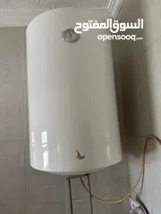  2 قيزر مي مستخدم لمدة سنة وحدة فقط بحالة ممتازة