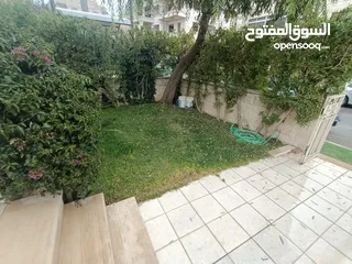  20 شقه ارضيه للبيع،،ترسات وحديقه حول البيت،،اهم مواقع دير غبار