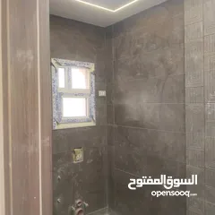  6 معروض للبيع