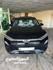  2 هيونداي كونا موديل 2020 لون اسود فل كامل اعلى صنف مع فتحه بحالة الوكاله