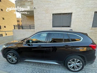  7 BMW X1 2021