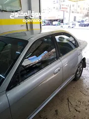  3 كيا سبكترا للبيع موديل 2002