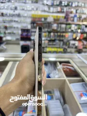  6 ايفون 12 برو ماكس 256 جيجا بطاريه اصليه غير مستبدله حالة الجهاز جيد جداً