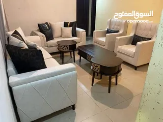  5 طقم كنب امريكي 7 مقاعد من أرقى الألوان وأحدث الموديلات مع طقم طاولات وسط 3 قطع