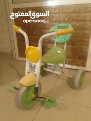  4 بسكليت بحاله ممتازه لعمر 3 سنوات