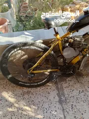 4 بسكليت بنزين