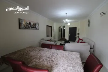  8 شقة مفروشة للإيجار