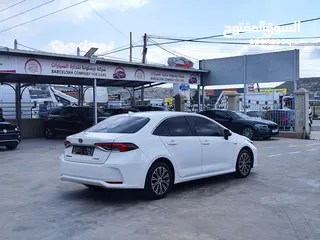  3 تويوتا كورولا هايبرد ترخيص 2022
