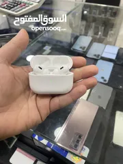  5 Air pods 2 pro بحالة الجديد بسعر مميز