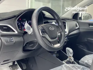  16 Hyundai Accent 2021