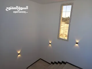  19 كهربائي سوداني حديث