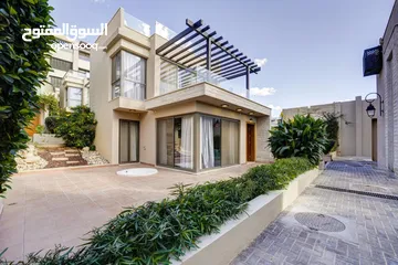  3 شاليهات بتالابيه وايلا  وفلل داخل وخارج تالابيه متوفر بأحجام مختلفه من غرفه ولغايه 4 غرف وفلل 7 غرف
