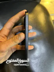  3 ايفون 15 اسود بحالة الوكالة بطارية 97 مساحة  128g للبدل على ايفون 14 pro