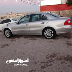  4 مرسيدس E 200 2005