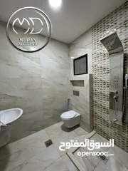  14 شقة دوبلكس طابق اخير مع روف للبيع عرقوب خلدا مساحة 200م مع تراسات اطلالة رائعة بسعر مميز جداً