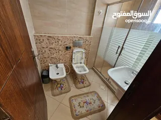  2 شقة مميزة سوبر ديلوكس طابق ثالث 107م في أجمل مناطق دير غبار / ref 9548