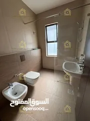  2 شقة جديدة - فاخرة - عبدون - 3نوم 2ماستر - 250م - موقع مميز