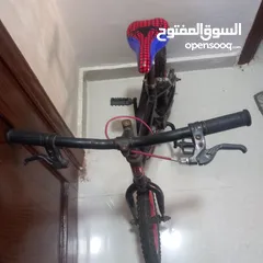  4 بسكليت للبيع بحالة جيده جنط 12