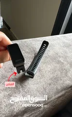  1 ساعة ذكية من هواوي HUAWEI Band 4-98F – لمتابعة اللياقة والصحة – شاشة لمس – بحالة ممتازة وسعر مميز