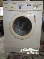  1 غساله سامسونج لون ابيض