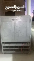  1 فرن حلويات كبير