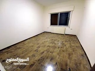  5 شقة غير مفروشة للإيجار 270م2 ( Property 15451 ) سنوي فقط