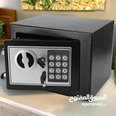  7 خزنة نقود فولاذية مزودة بنظام رقمي ومفتاح لضمانة حماية لا تخترق