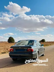  2 Bmw فيه خامسه للبيع 2002